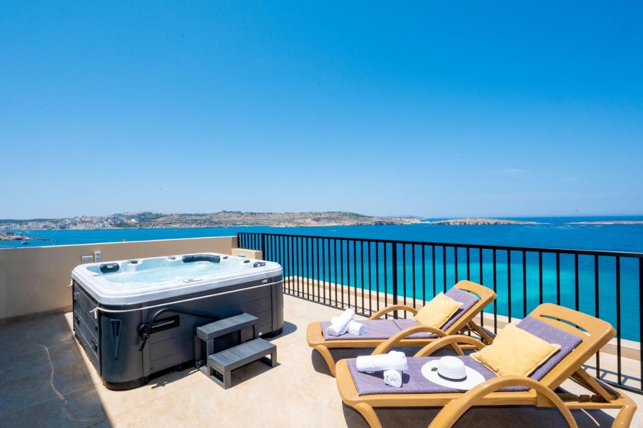 Islet Promenade Seafront Penthouse With Breathtaking Seaviews And Private Hot Tub On The Large Terrace By Getawaysmalta Διαμέρισμα Σεντ Πόλς Μπέι Εξωτερικό φωτογραφία