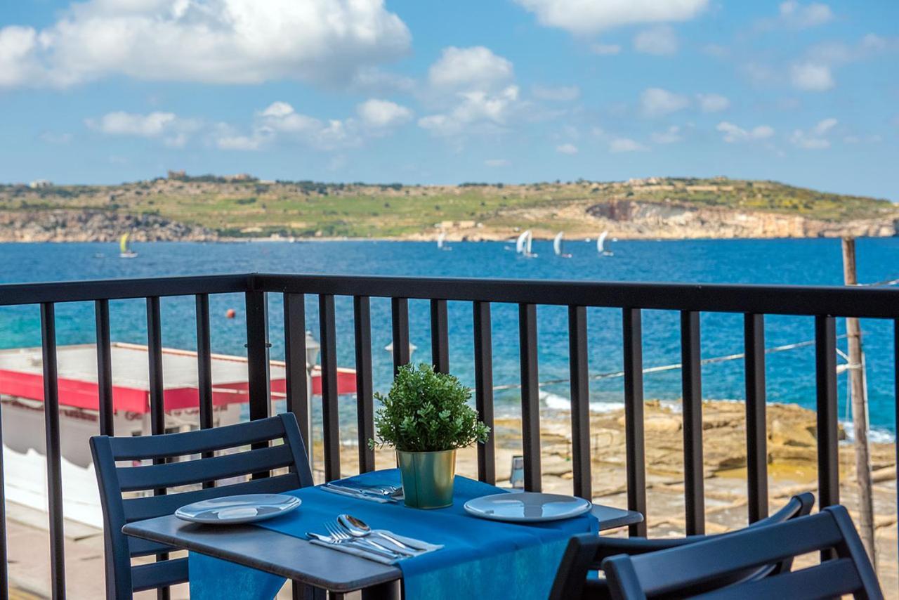 Islet Promenade Seafront Penthouse With Breathtaking Seaviews And Private Hot Tub On The Large Terrace By Getawaysmalta Διαμέρισμα Σεντ Πόλς Μπέι Εξωτερικό φωτογραφία
