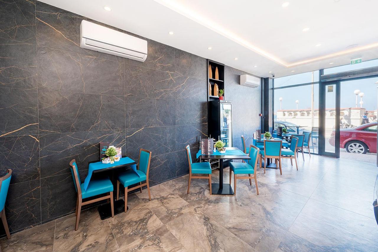 Islet Promenade Seafront Penthouse With Breathtaking Seaviews And Private Hot Tub On The Large Terrace By Getawaysmalta Διαμέρισμα Σεντ Πόλς Μπέι Εξωτερικό φωτογραφία